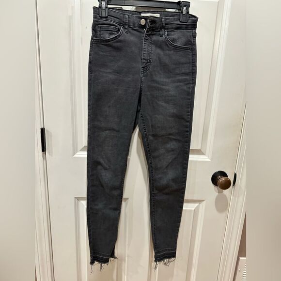 TopShop 28 distressed black raw hem ankle jeans high waist - Picture 1 of 4